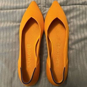 Rothy’s saffron points